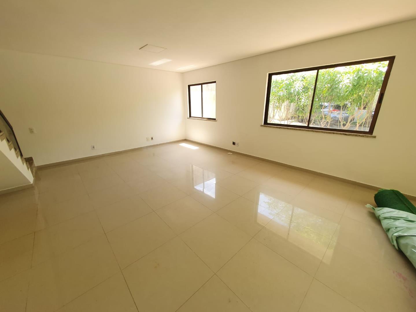 WhatsApp Image 2025-05-03 at 15.04.39 (Copy) Casa Duplex Condomínio Sunlight Edson Queiroz | Baixou R$ 150 Mil – foto 3