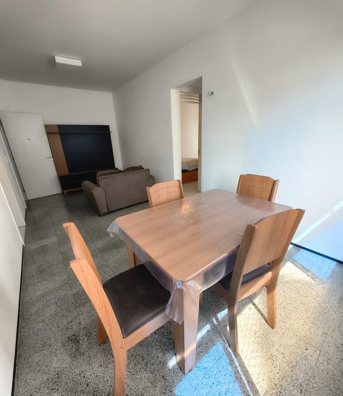 Venda na Varjota: 2 Quartos + DCE | Próximo ao Cocó e Shopping
