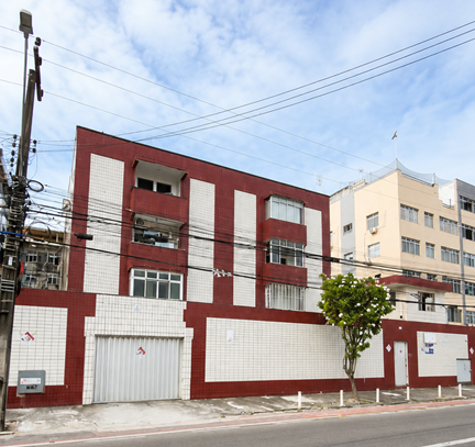 Apartamento Reformado no Cocó por R$ 310 Mil | 3 Qts (1 Suíte)