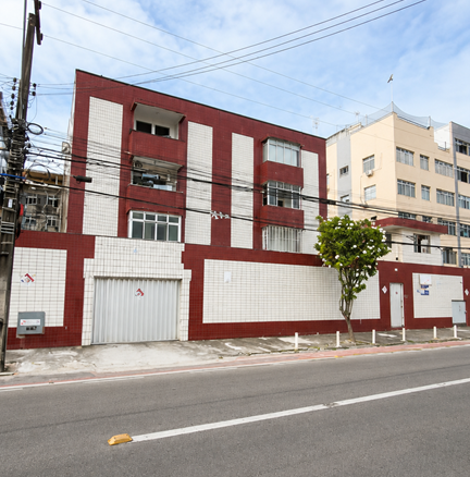 Apartamento Reformado no Cocó por R$ 310 Mil | 3 Qts (1 Suíte)