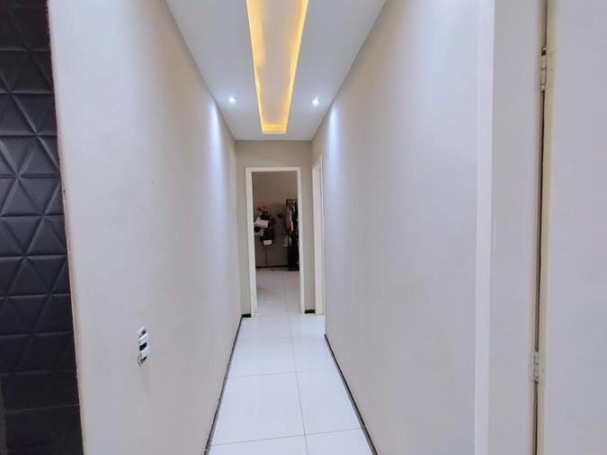 Casa solta à venda no Engenheiro Luciano Cavalcante com 770 m² e 5 suítes