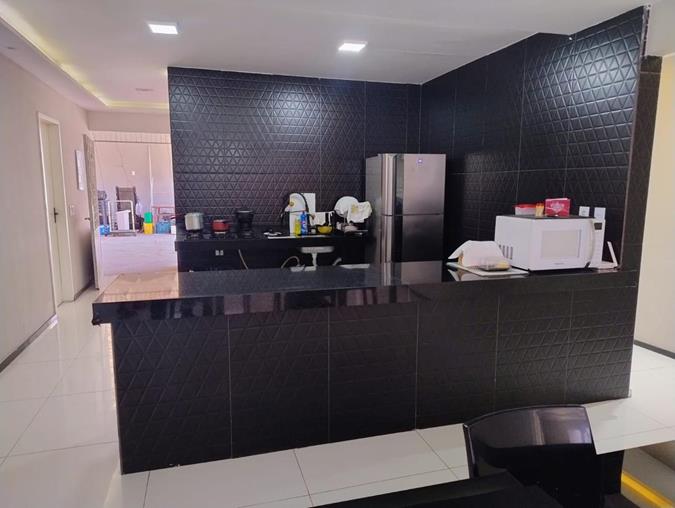 Casa solta à venda no Engenheiro Luciano Cavalcante com 770 m² e 5 suítes
