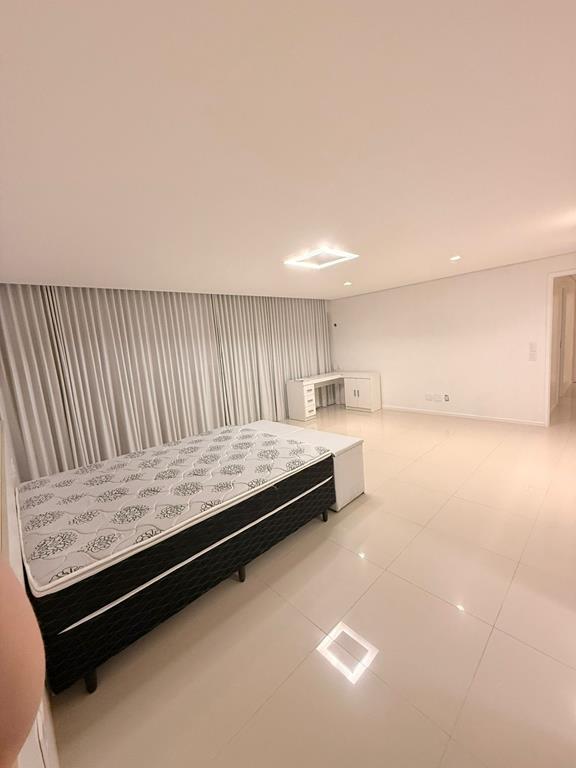 Ávila Condominium Cocó | 1 por Andar Porteira Fechada 165m²
