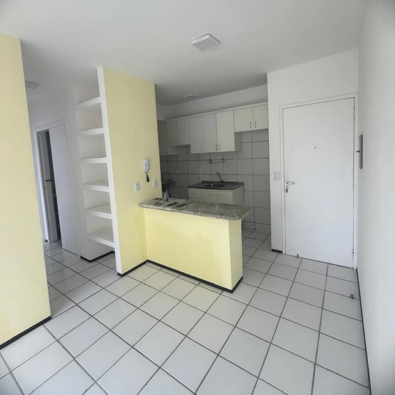 Apartamento à venda no Cambeba com 2 quartos por R$ 275 mil