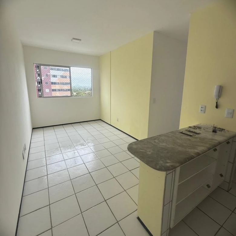 Apartamento à venda no Cambeba com 2 quartos por R$ 275 mil