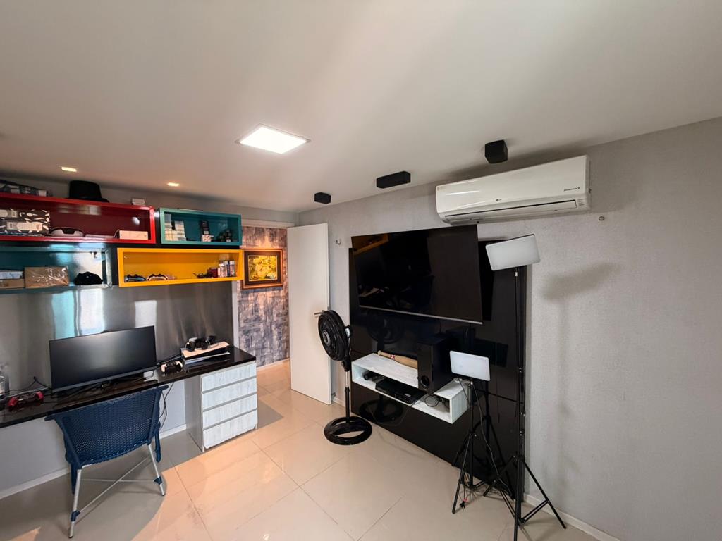 WhatsApp Image 2026-09-09 at 18.33.23 (Copy) Apartamento à venda no Guararapes com 177 m², 4 suítes e 3 vagas – Porteira Fechada