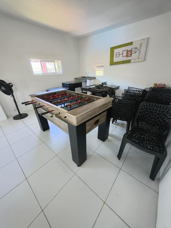 Apartamento à Venda com Varanda Gourmet no Porto das Dunas – 85m²
