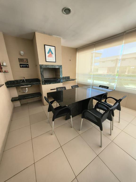 Apartamento à Venda com Varanda Gourmet no Porto das Dunas – 85m²
