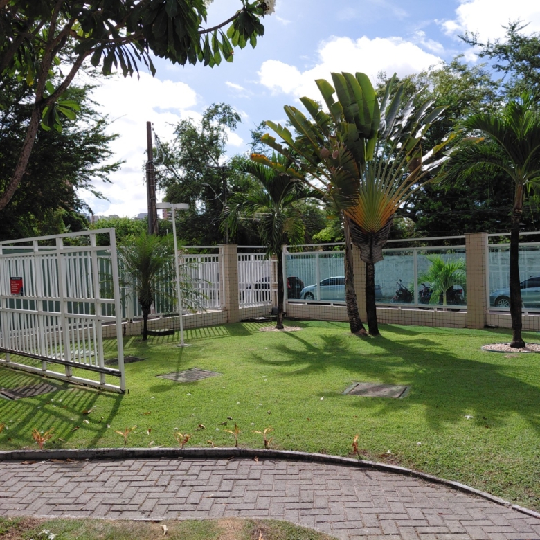 Apartamento à venda no Eng. Luciano Cavalcante com 219 m², 3 suítes e 3 vagas – Jardins do Algarve
