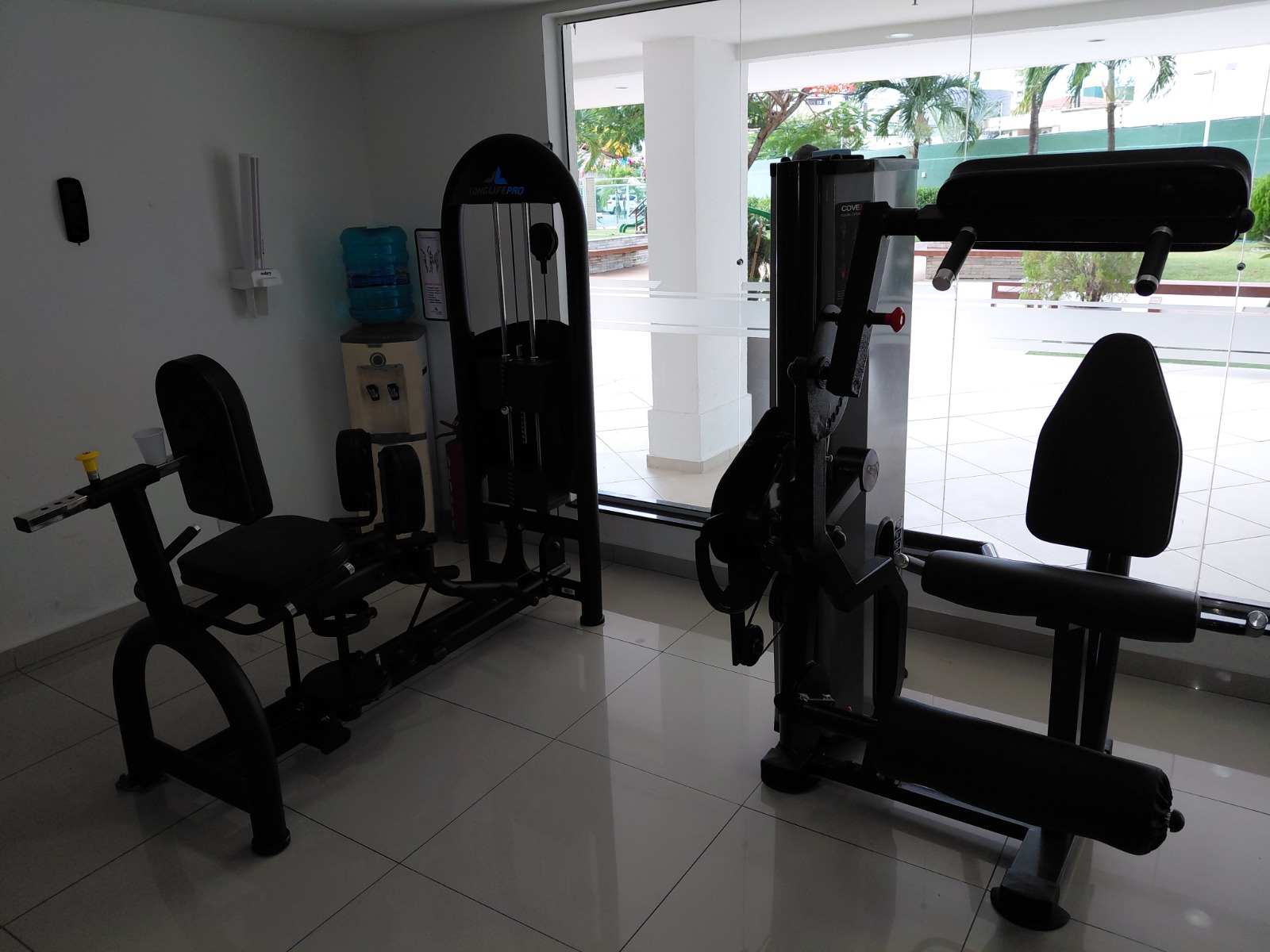 Apartamento à venda no Eng. Luciano Cavalcante com 219 m², 3 suítes e 3 vagas – Jardins do Algarve