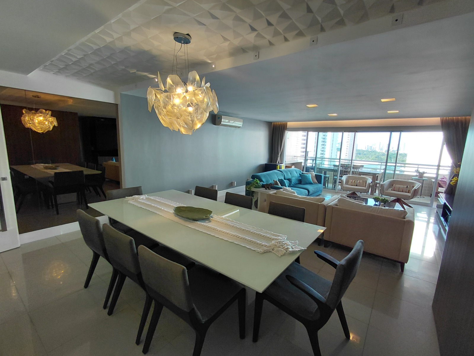 Apartamento à venda no Eng. Luciano Cavalcante com 219 m², 3 suítes e 3 vagas – Jardins do Algarve