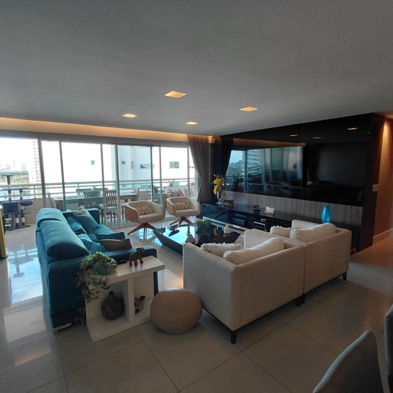 Apartamento à venda no Eng. Luciano Cavalcante com 219 m², 3 suítes e 3 vagas – Jardins do Algarve