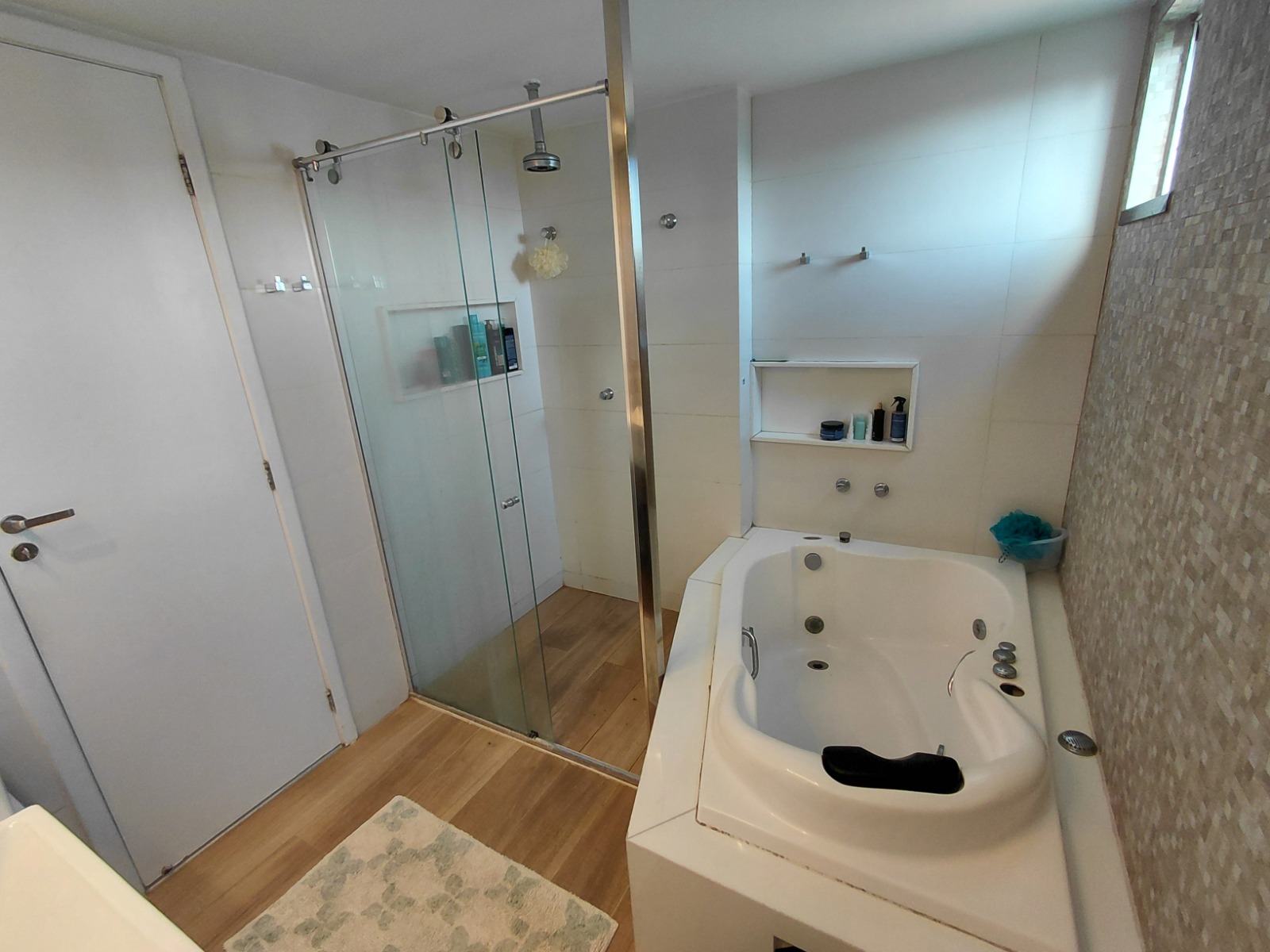 Apartamento à venda no Eng. Luciano Cavalcante com 219 m², 3 suítes e 3 vagas – Jardins do Algarve