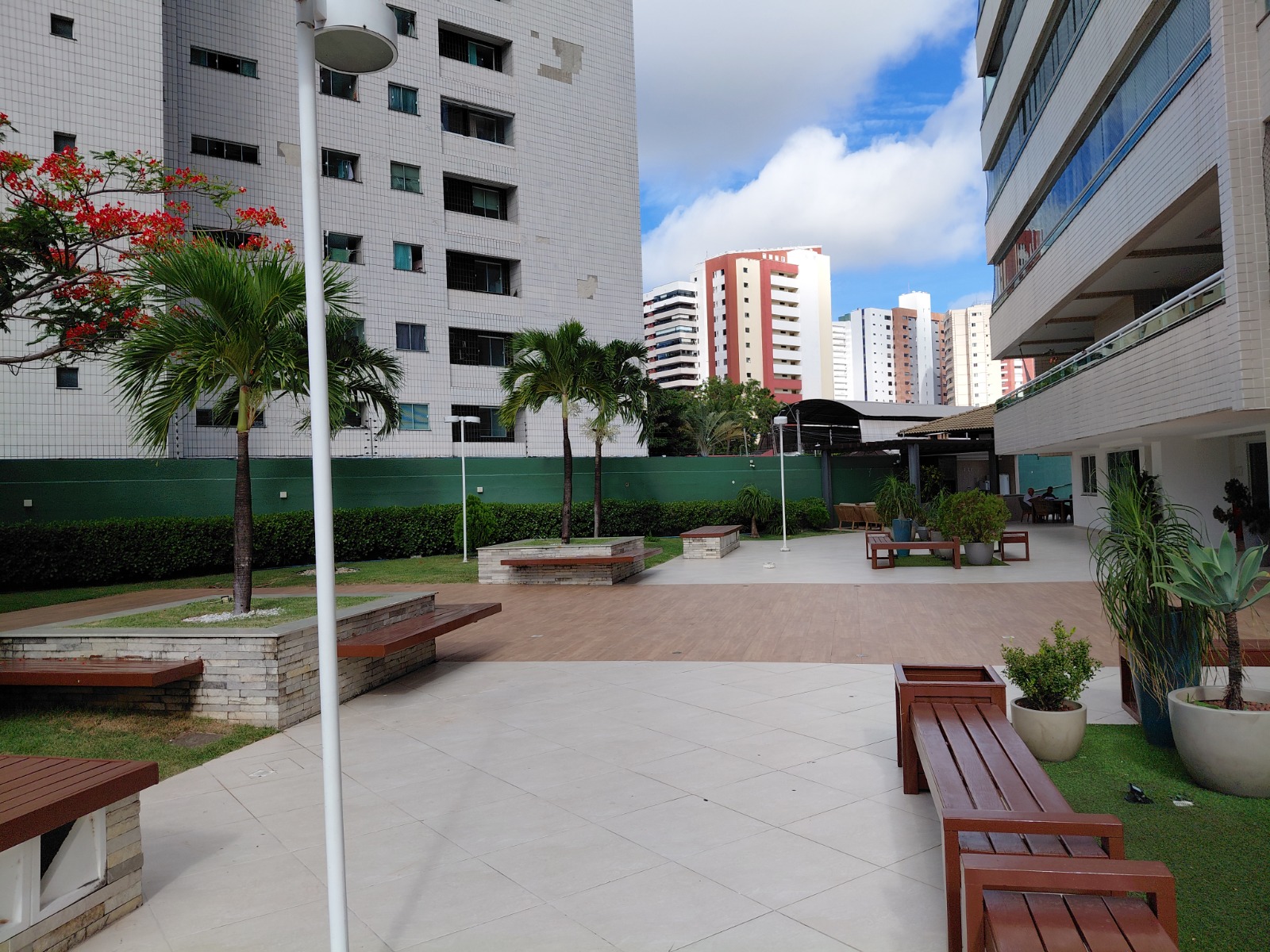 Apartamento à venda no Eng. Luciano Cavalcante com 219 m², 3 suítes e 3 vagas – Jardins do Algarve