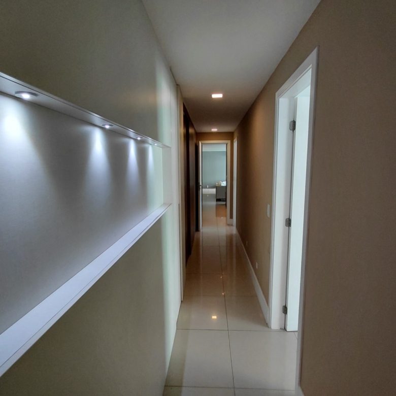 Apartamento à venda no Eng. Luciano Cavalcante com 219 m², 3 suítes e 3 vagas – Jardins do Algarve
