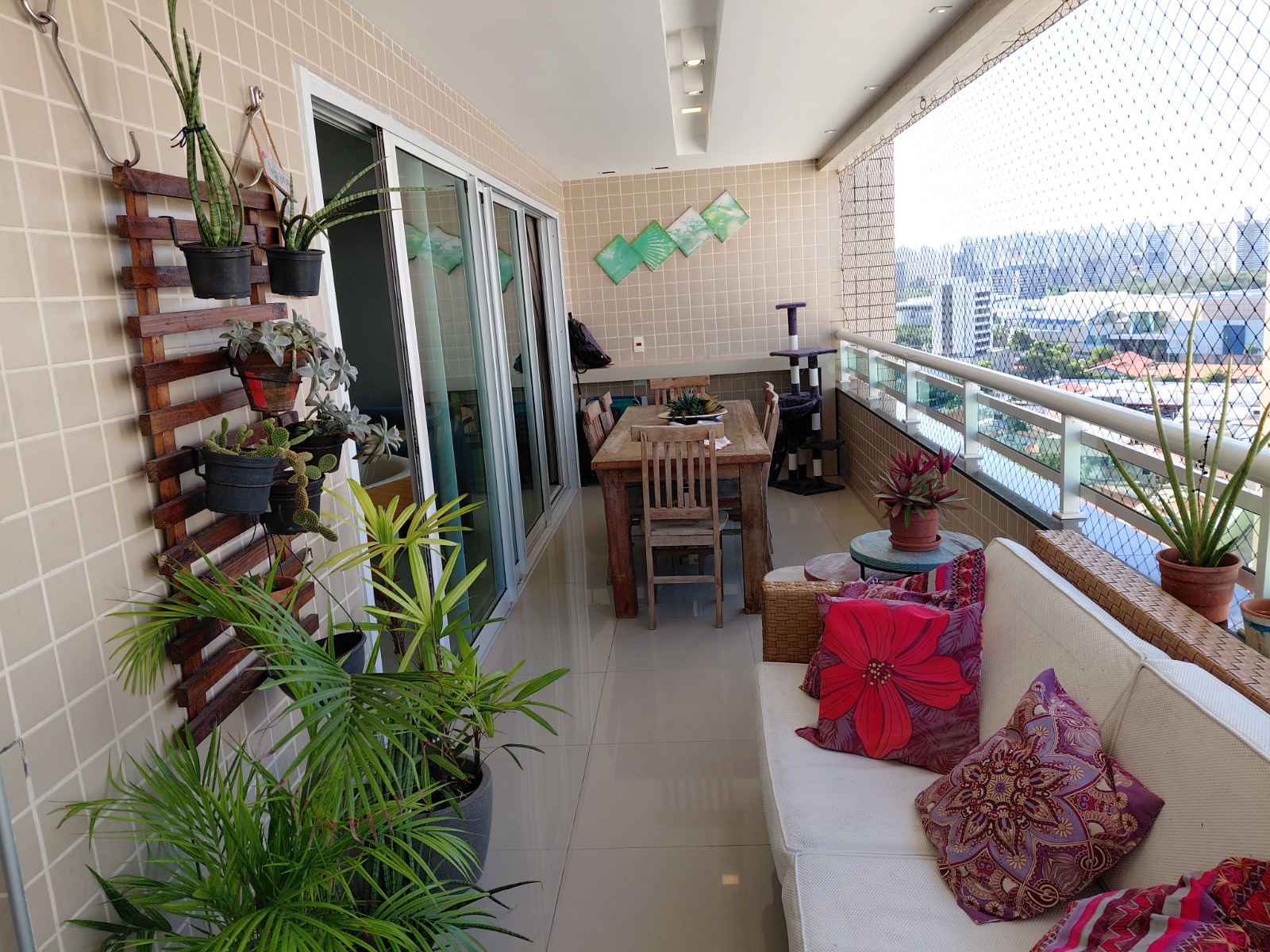 Apartamento à venda no Eng. Luciano Cavalcante com 219 m², 3 suítes e 3 vagas – Jardins do Algarve