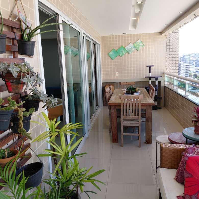 Apartamento à venda no Eng. Luciano Cavalcante com 219 m², 3 suítes e 3 vagas – Jardins do Algarve