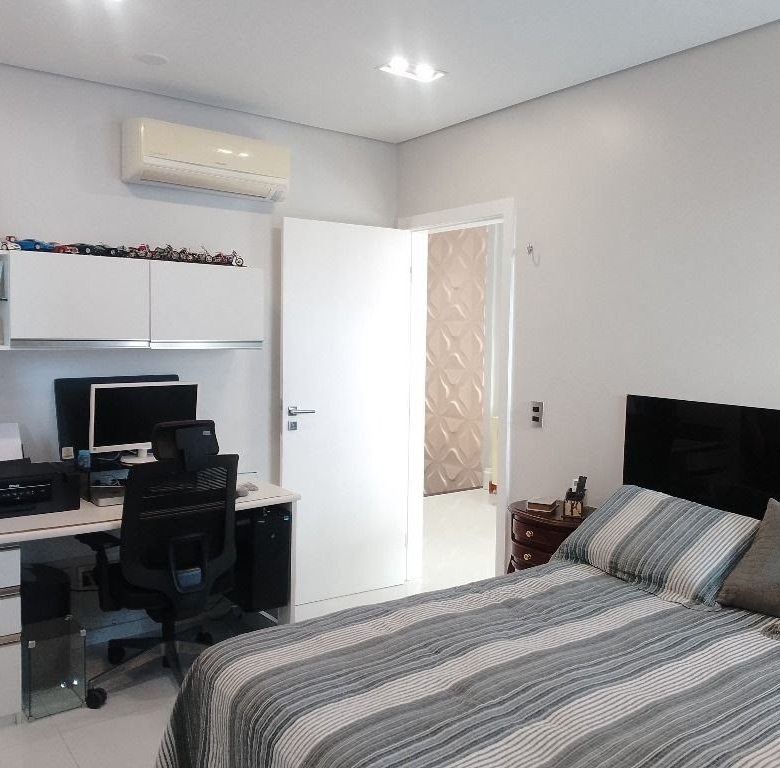 Casa à venda no Alphaville Fortaleza com 390 m², 5 suítes e 4 vagas – Eusébio/CE