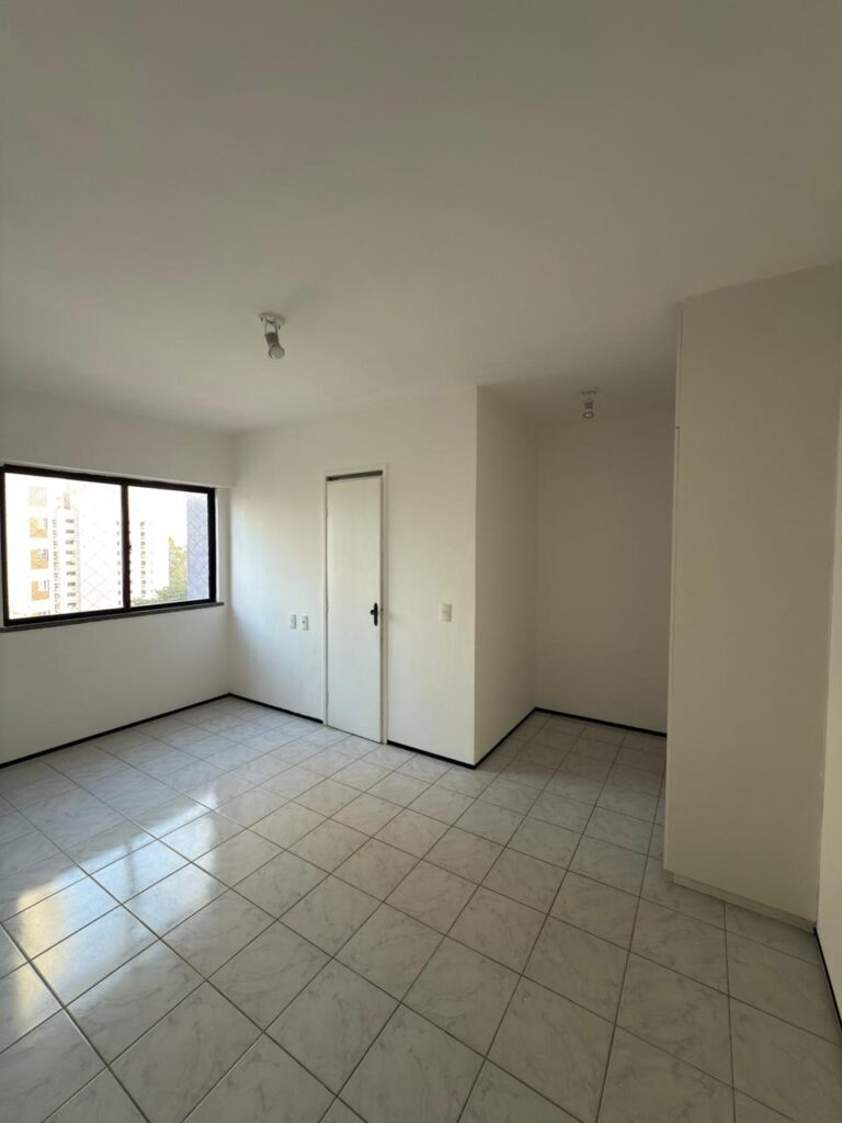WhatsApp-Image-2025-10-13-at-23.19.38-4-768×1024 Apartamento à Venda no Edifício Maria Amélia – 125 m², 3 Suítes e 2 Vagas | Aldeota – Fortaleza/CE – foto 16