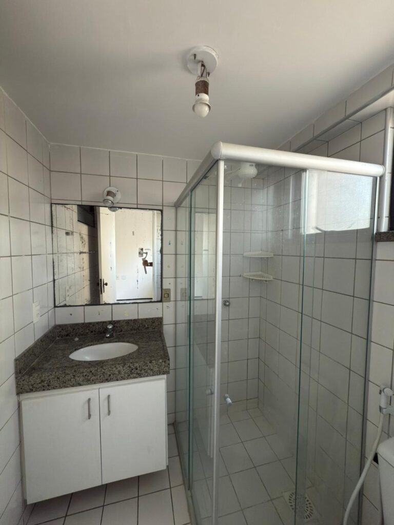WhatsApp-Image-2025-10-13-at-23.19.38-7-768×1024 Apartamento à Venda no Edifício Maria Amélia – 125 m², 3 Suítes e 2 Vagas | Aldeota – Fortaleza/CE – foto 13