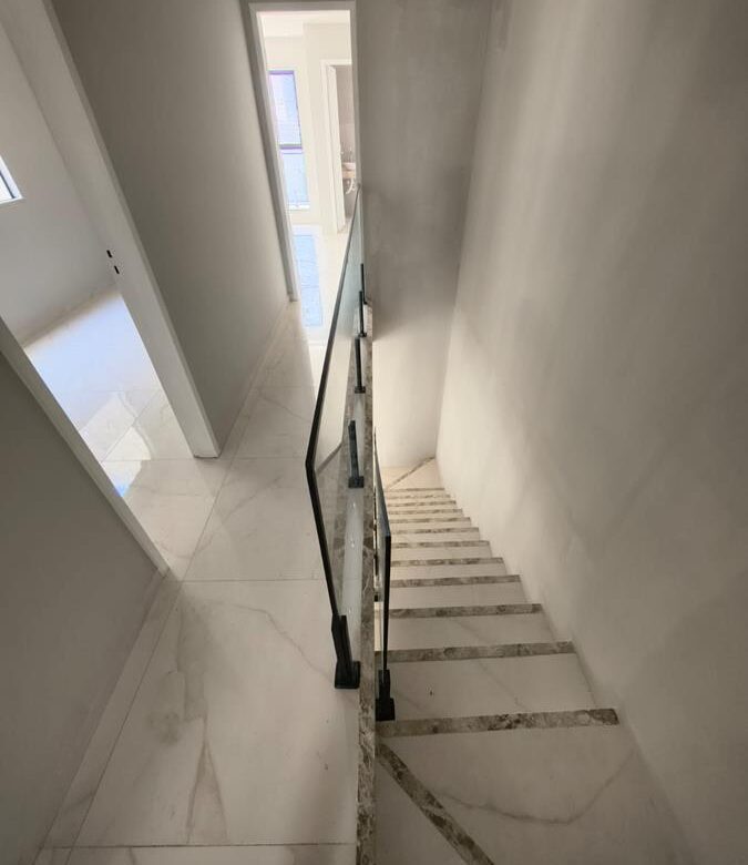 Casa Duplex à Venda – 177,69 m², 4 Suítes, Quintal e 2 Vagas de Garagem – foto 6