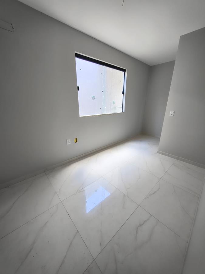 WhatsApp Image 2026-10-15 at 10.34.27 (Copy) Casa Duplex à Venda – 177,69 m², 4 Suítes, Quintal e 2 Vagas de Garagem – foto 17