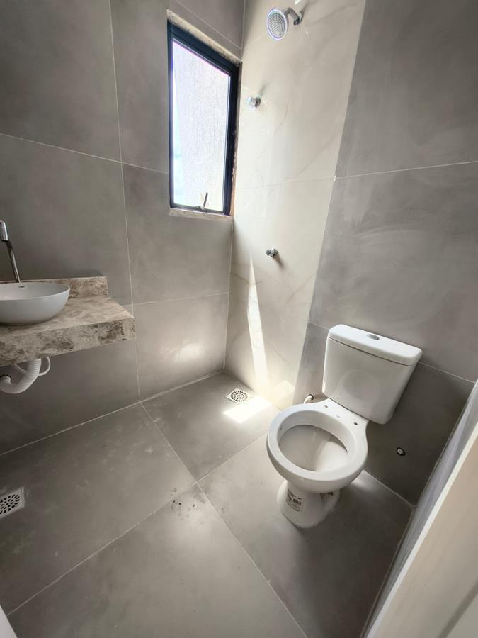 WhatsApp Image 2026-10-15 at 10.34.28 (Copy) Casa Duplex à Venda – 177,69 m², 4 Suítes, Quintal e 2 Vagas de Garagem – foto 22
